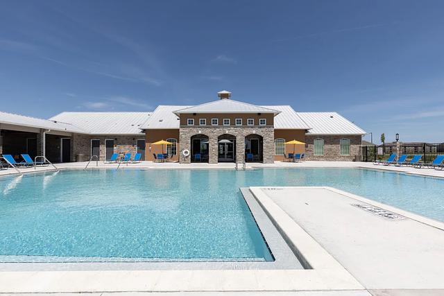 Cocoa Grand | 305 Laredo Dr, Cocoa, FL 32926